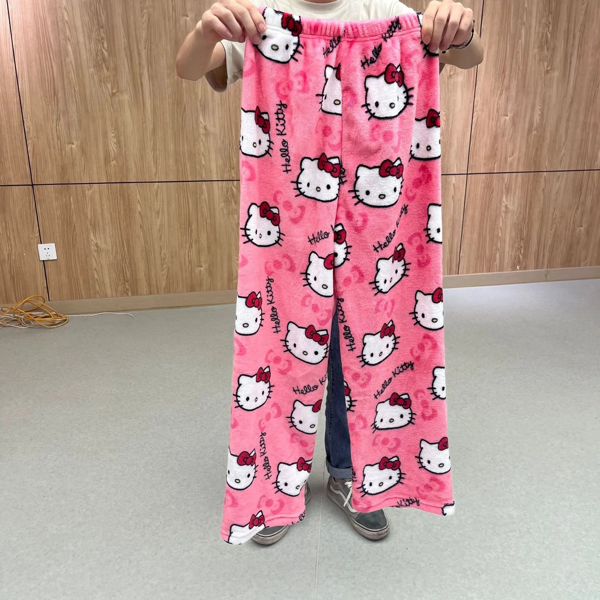 Hello Kitty Velvet Pajamas, Loose Casual