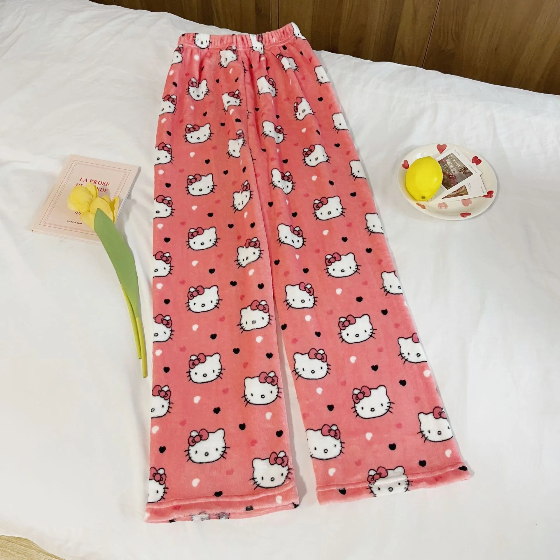 Hello Kitty Velvet Pajamas, Loose Casual